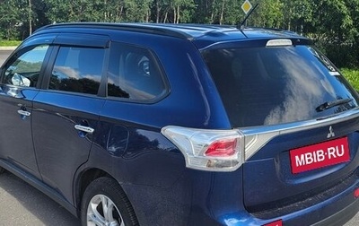 Mitsubishi Outlander III рестайлинг 3, 2014 год, 1 450 000 рублей, 1 фотография