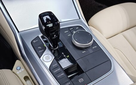 BMW 3 серия, 2022 год, 3 647 000 рублей, 13 фотография