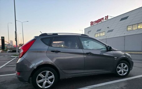 Hyundai Solaris II рестайлинг, 2012 год, 630 000 рублей, 7 фотография