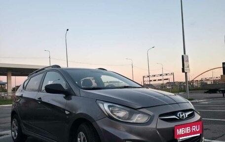 Hyundai Solaris II рестайлинг, 2012 год, 630 000 рублей, 8 фотография