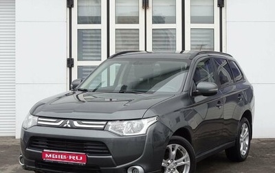 Mitsubishi Outlander III рестайлинг 3, 2013 год, 1 750 000 рублей, 1 фотография