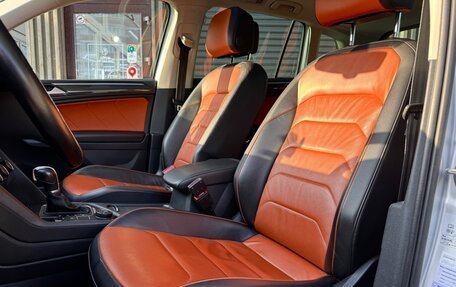 Volkswagen Tiguan II, 2018 год, 2 320 000 рублей, 9 фотография