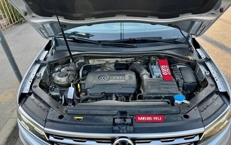 Volkswagen Tiguan II, 2018 год, 2 320 000 рублей, 19 фотография