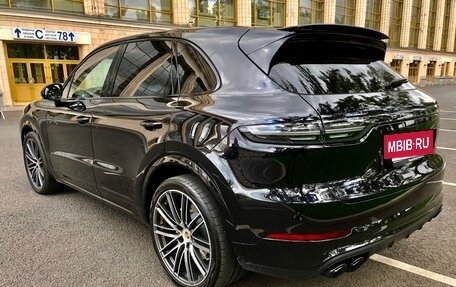 Porsche Cayenne III, 2019 год, 10 490 000 рублей, 3 фотография