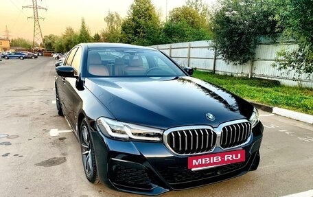 BMW 5 серия, 2021 год, 5 290 000 рублей, 4 фотография