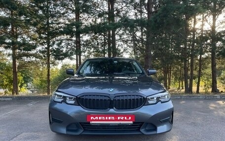 BMW 3 серия, 2021 год, 3 300 000 рублей, 3 фотография