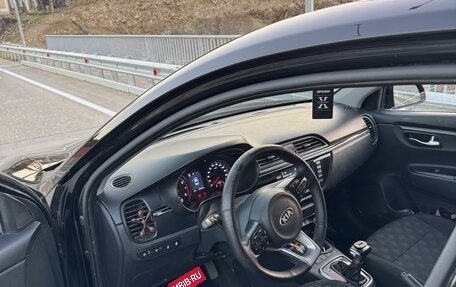 KIA Rio IV, 2018 год, 1 150 000 рублей, 2 фотография