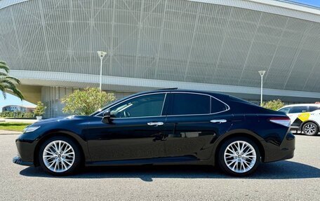 Toyota Camry, 2018 год, 3 200 000 рублей, 10 фотография