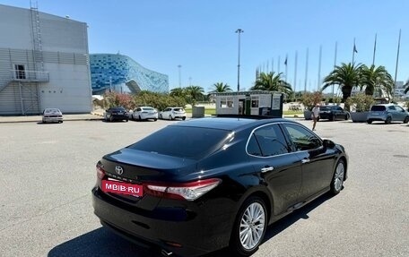 Toyota Camry, 2018 год, 3 200 000 рублей, 7 фотография