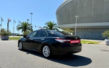 Toyota Camry, 2018 год, 3 200 000 рублей, 9 фотография
