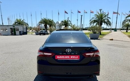 Toyota Camry, 2018 год, 3 200 000 рублей, 8 фотография