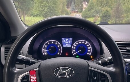 Hyundai Solaris II рестайлинг, 2012 год, 740 000 рублей, 14 фотография
