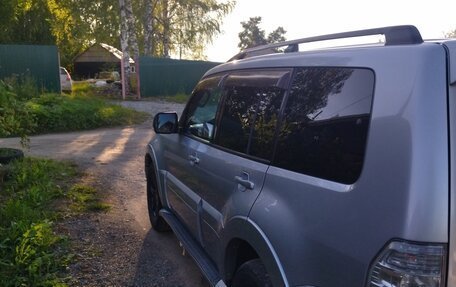 Mitsubishi Pajero IV, 2012 год, 1 950 000 рублей, 3 фотография