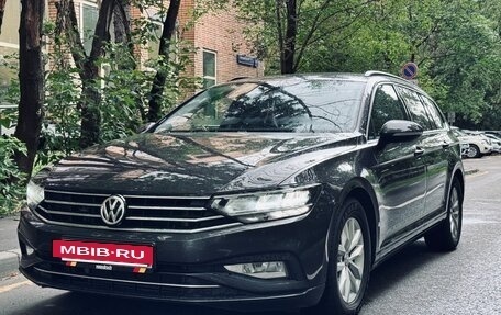 Volkswagen Passat B8 рестайлинг, 2020 год, 2 050 000 рублей, 8 фотография