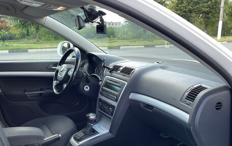 Skoda Octavia, 2011 год, 650 000 рублей, 10 фотография