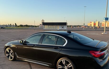 BMW 7 серия, 2015 год, 3 700 000 рублей, 4 фотография