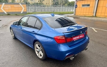 BMW 3 серия, 2015 год, 1 975 000 рублей, 10 фотография