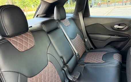Jeep Cherokee, 2014 год, 1 750 000 рублей, 27 фотография