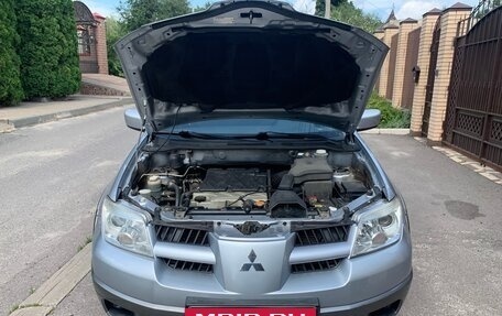 Mitsubishi Outlander III рестайлинг 3, 2005 год, 880 000 рублей, 3 фотография