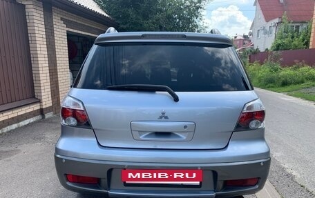 Mitsubishi Outlander III рестайлинг 3, 2005 год, 880 000 рублей, 9 фотография