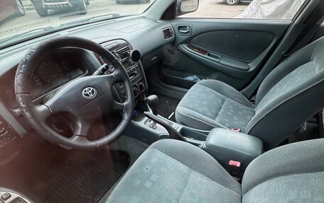 Toyota Avensis III рестайлинг, 2002 год, 450 000 рублей, 6 фотография