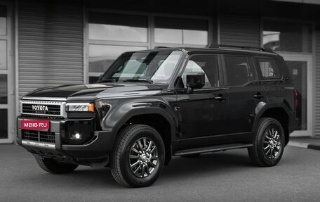 Toyota Land Cruiser Prado 150 рестайлинг 2, 2024 год, 10 100 000 рублей, 1 фотография