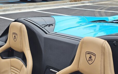 Lamborghini Huracán, 2021 год, 22 000 000 рублей, 11 фотография