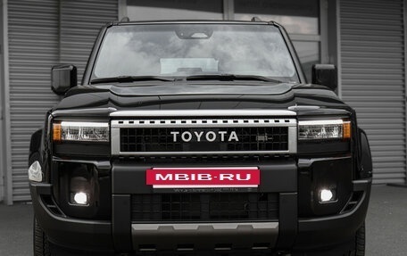 Toyota Land Cruiser Prado 150 рестайлинг 2, 2024 год, 10 100 000 рублей, 2 фотография