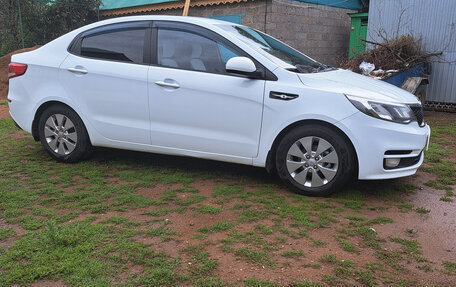 KIA Rio III рестайлинг, 2015 год, 830 000 рублей, 4 фотография