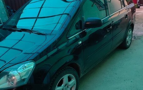 Opel Zafira B, 2011 год, 420 000 рублей, 2 фотография
