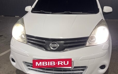 Nissan Note II рестайлинг, 2011 год, 680 000 рублей, 2 фотография