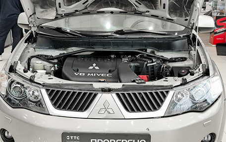 Mitsubishi Outlander III рестайлинг 3, 2008 год, 930 000 рублей, 11 фотография
