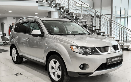 Mitsubishi Outlander III рестайлинг 3, 2008 год, 930 000 рублей, 3 фотография