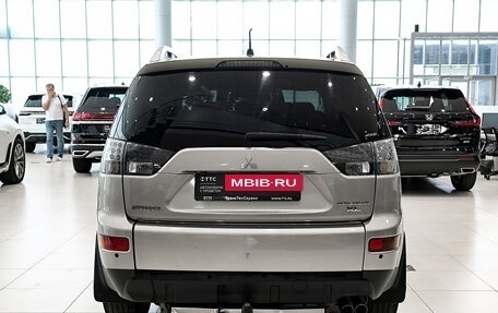 Mitsubishi Outlander III рестайлинг 3, 2008 год, 930 000 рублей, 7 фотография