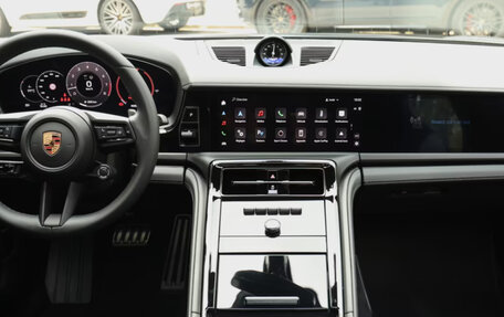 Porsche Panamera, 2025 год, 23 000 000 рублей, 15 фотография