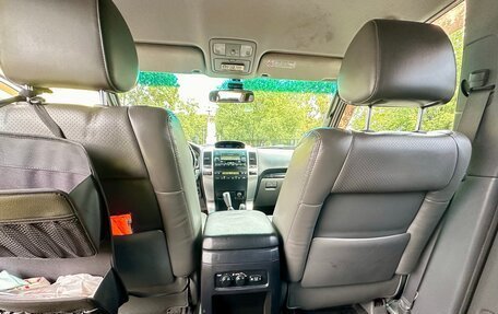 Toyota Land Cruiser Prado 120 рестайлинг, 2008 год, 2 400 000 рублей, 12 фотография
