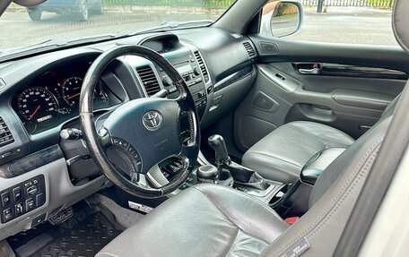 Toyota Land Cruiser Prado 120 рестайлинг, 2008 год, 2 400 000 рублей, 10 фотография