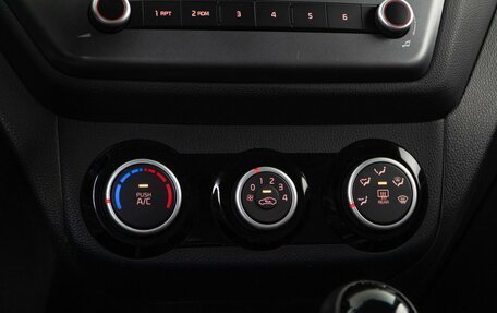 KIA Rio III рестайлинг, 2015 год, 1 169 050 рублей, 18 фотография