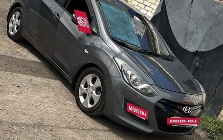 Hyundai i30 II рестайлинг, 2012 год, 800 000 рублей, 6 фотография