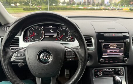 Volkswagen Touareg III, 2012 год, 2 200 000 рублей, 22 фотография