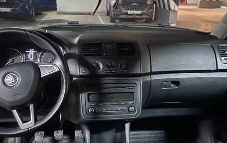 Skoda Fabia II, 2014 год, 820 000 рублей, 2 фотография