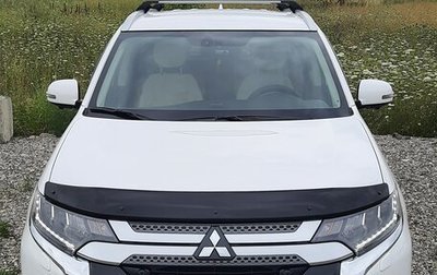 Mitsubishi Outlander III рестайлинг 3, 2019 год, 2 350 005 рублей, 1 фотография
