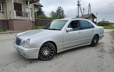 Mercedes-Benz E-Класс, 2001 год, 730 000 рублей, 1 фотография