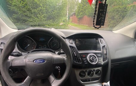 Ford Focus III, 2012 год, 610 000 рублей, 3 фотография