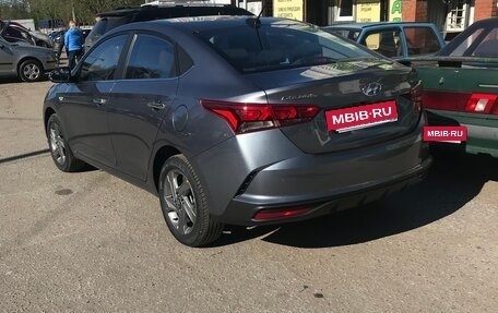 Hyundai Solaris II рестайлинг, 2020 год, 1 739 000 рублей, 5 фотография