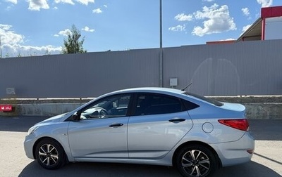 Hyundai Solaris II рестайлинг, 2012 год, 700 000 рублей, 1 фотография