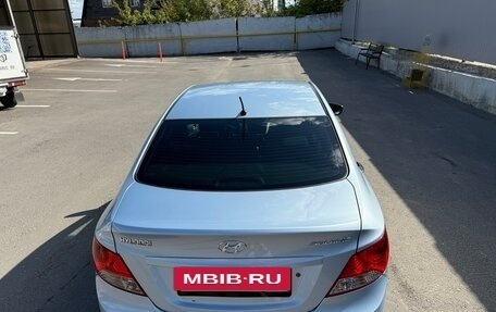 Hyundai Solaris II рестайлинг, 2012 год, 700 000 рублей, 4 фотография