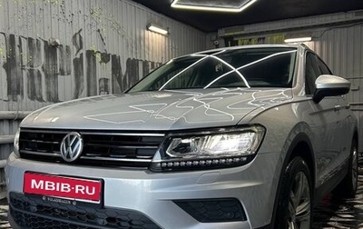 Volkswagen Tiguan II, 2018 год, 2 250 000 рублей, 1 фотография