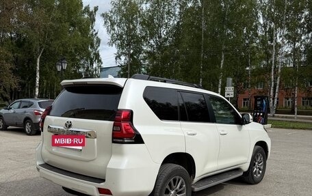 Toyota Land Cruiser Prado 150 рестайлинг 2, 2019 год, 4 900 000 рублей, 6 фотография