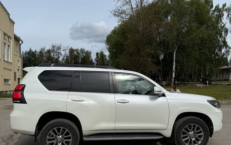 Toyota Land Cruiser Prado 150 рестайлинг 2, 2019 год, 4 900 000 рублей, 7 фотография